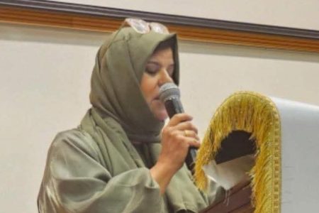 عشّاق تحت ظل الأبد قصيدة للشاعرة التونسية : آمال بوحرب