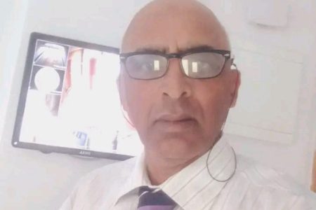 قصيدة ياقلمي  للشاعر : محمد الصامت